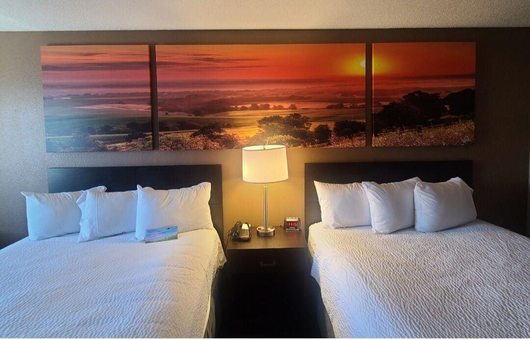 Days Inn By Wyndham ווטרטאון מראה חיצוני תמונה